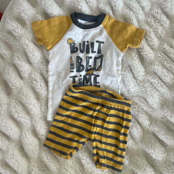 BABY BOY CLOTHING BUNDLE SIZE 12-24 MONTHS - Picture 3 of 13